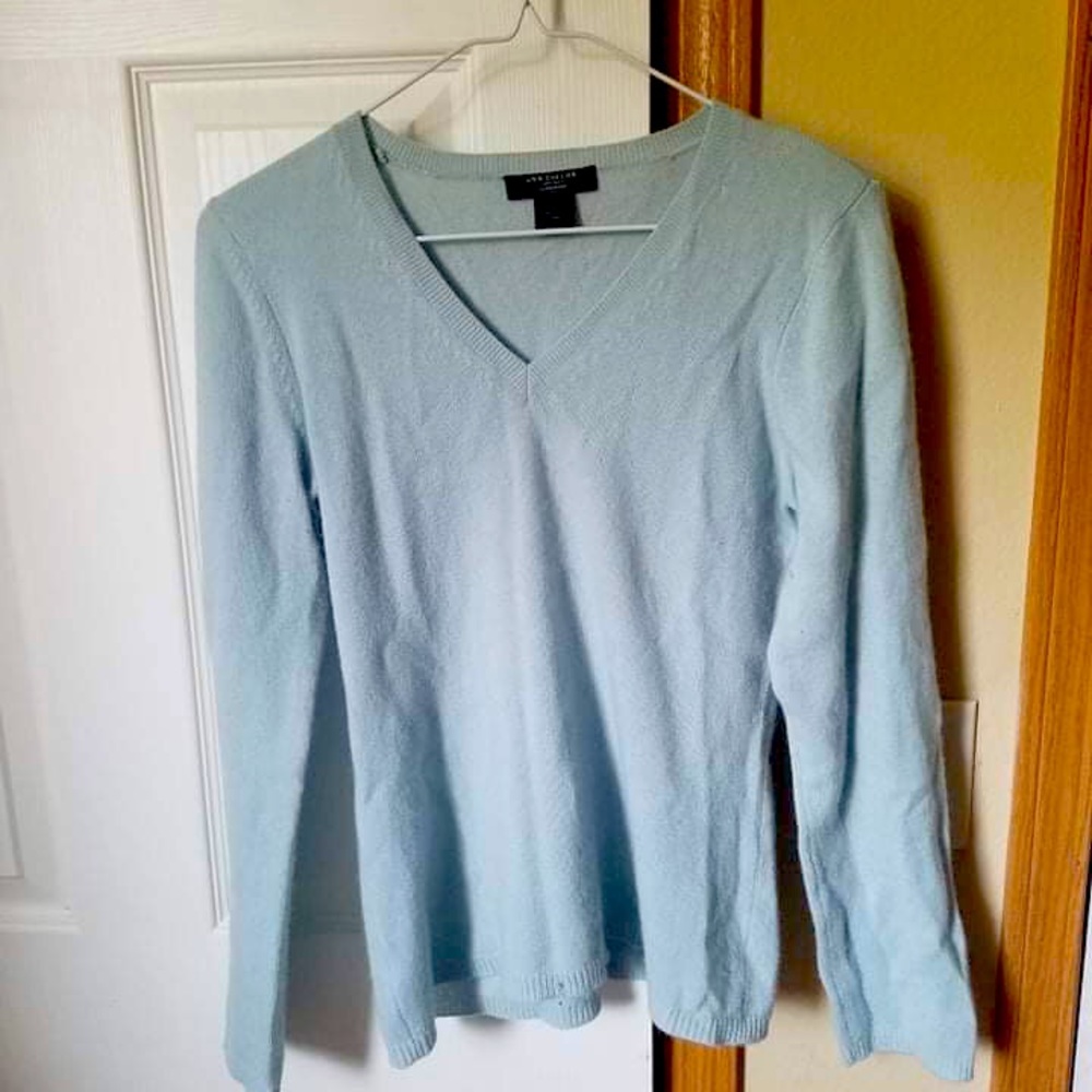 Cashmere Ann Taylor S LightBlue Sweater VNeck